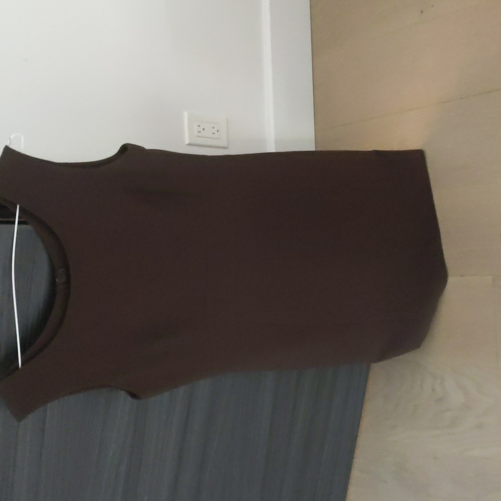 Brown pencil dress knee high - extremely well maintained